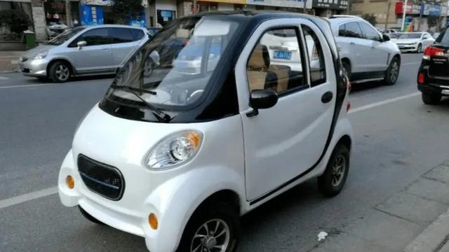 老年人無(wú)駕照怎么辦？這5種電動(dòng)車(chē)上路不查、老年人可以笑了(圖4)