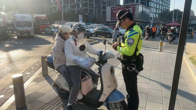 這3類電動(dòng)車不要駕駛證適合60歲以上上路需遵守5大行為(圖6)